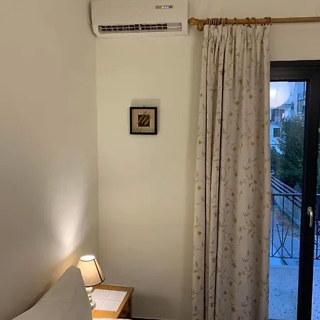 Casa di campagna Madalenarooms Benitses (Corfu)
